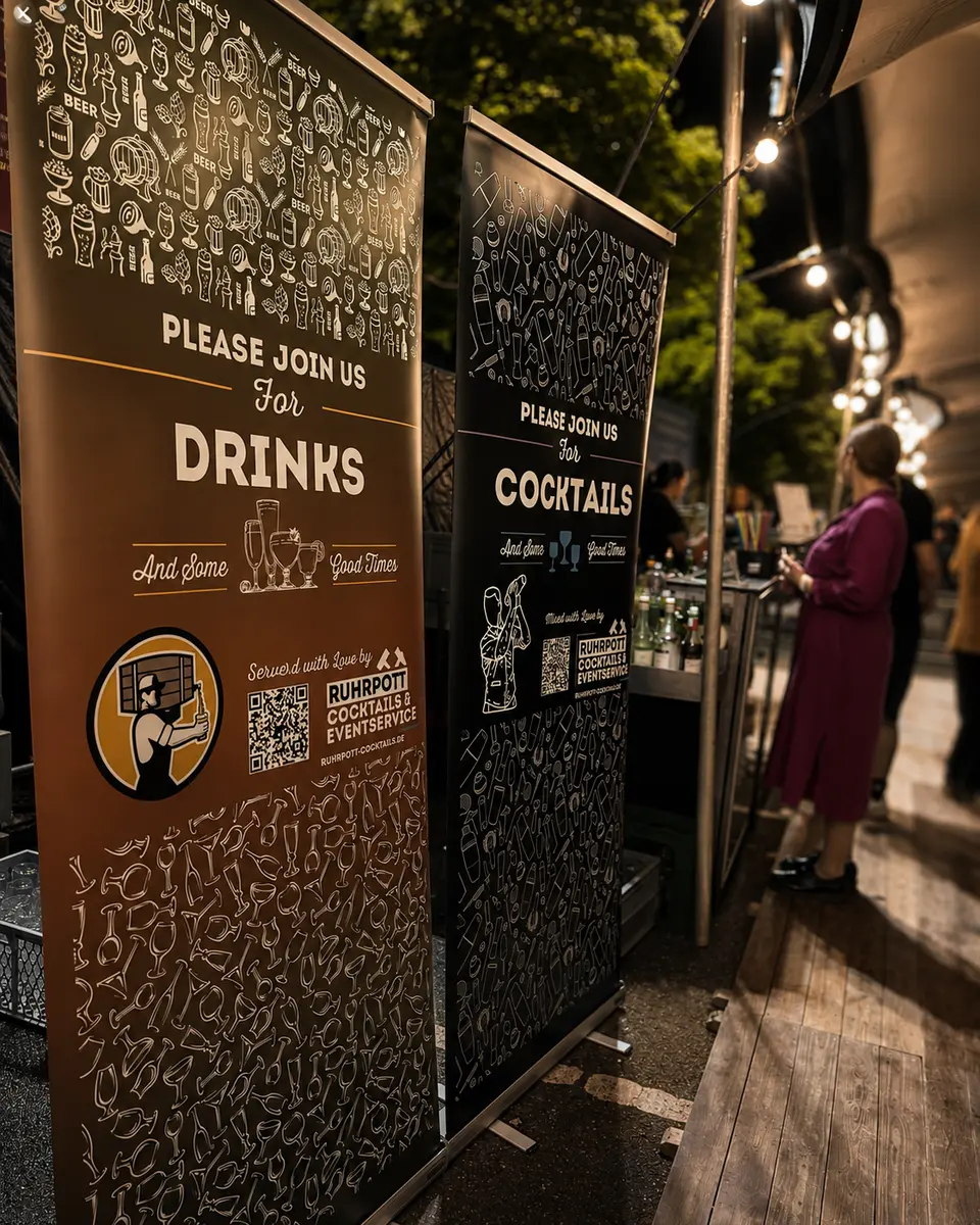 Ruhrpott-Cocktails-Banner und mobile Bar auf einem echten Event